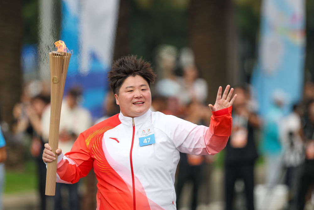 高清大图｜三地联动四城同传！第十五届全运会火炬传递活动举行