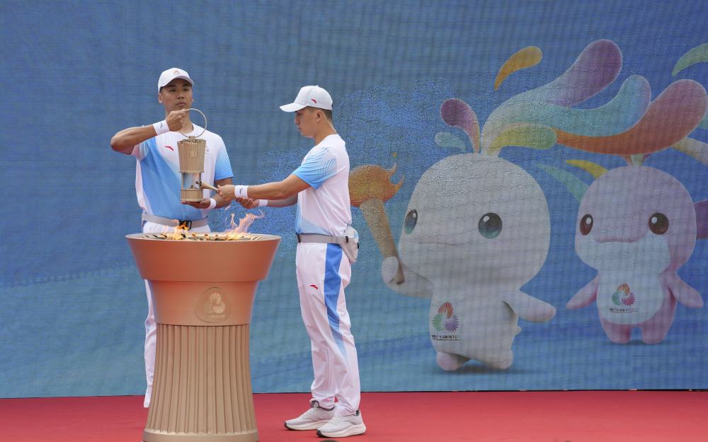 高清大图｜三地联动四城同传！第十五届全运会火炬传递活动举行