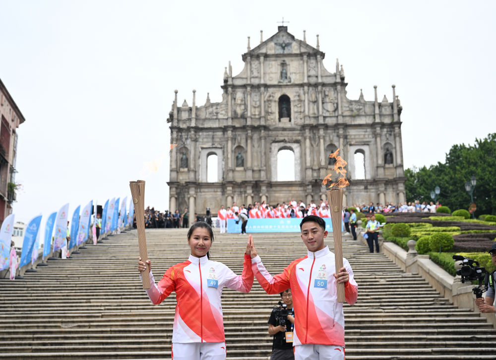 高清大图｜三地联动四城同传！第十五届全运会火炬传递活动举行