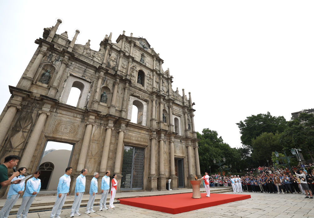 高清大图｜三地联动四城同传！第十五届全运会火炬传递活动举行