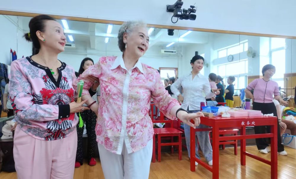 习近平总书记关切事|国戏新声 习近平总书记关切事|国戏新声