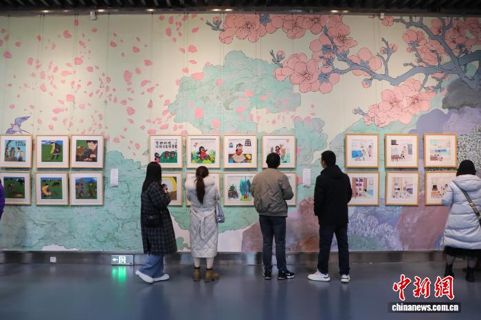 用图画书展现流光溢彩美祁连山 “流光溢彩美祁连——青少年图画书再创作成果展”走进青海西宁