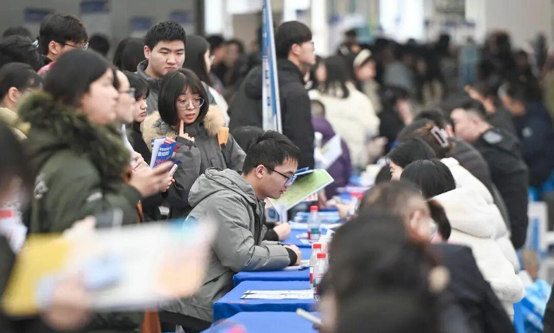 “就业友好型发展方式”，能给我们带来什么