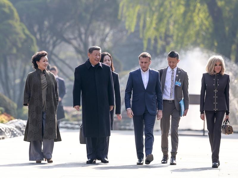 时政微观察丨让中法关系在“新甲子”走得更稳更好