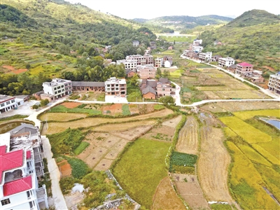 他用5年 拍摄记录1100个村镇