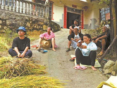 他用5年 拍摄记录1100个村镇