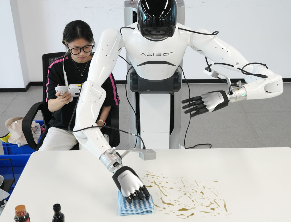 “十五五”目标@奋斗者｜发展新质生产力 培育壮大新动能