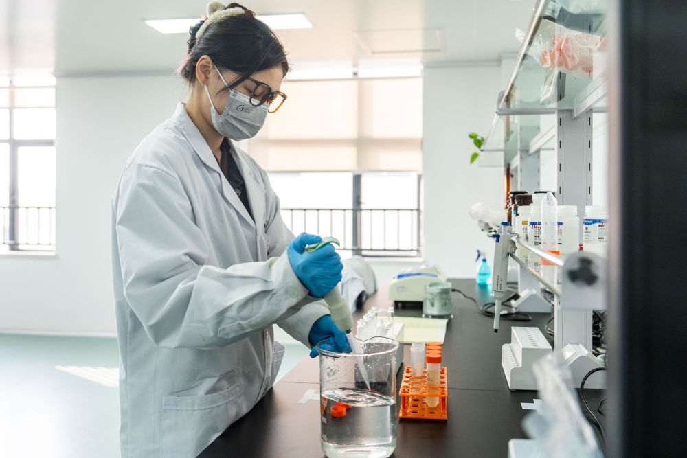 “十五五”目标@奋斗者|发展新质生产力 培育壮大新动能 “十五五”目标@奋斗者|发展新质生产力 培育壮大新动能