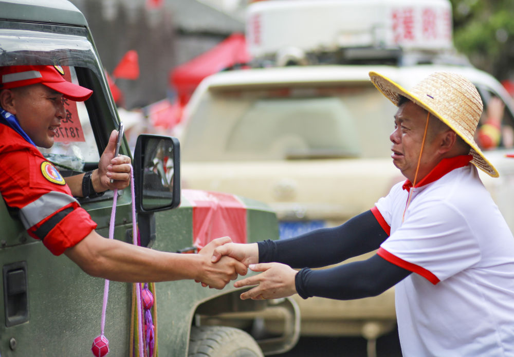 全网刷屏的2025！