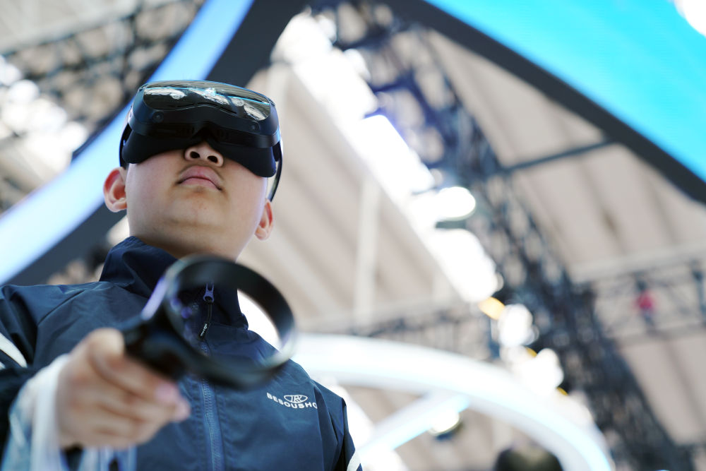 镜观·回响｜让冰天雪地成为金山银山