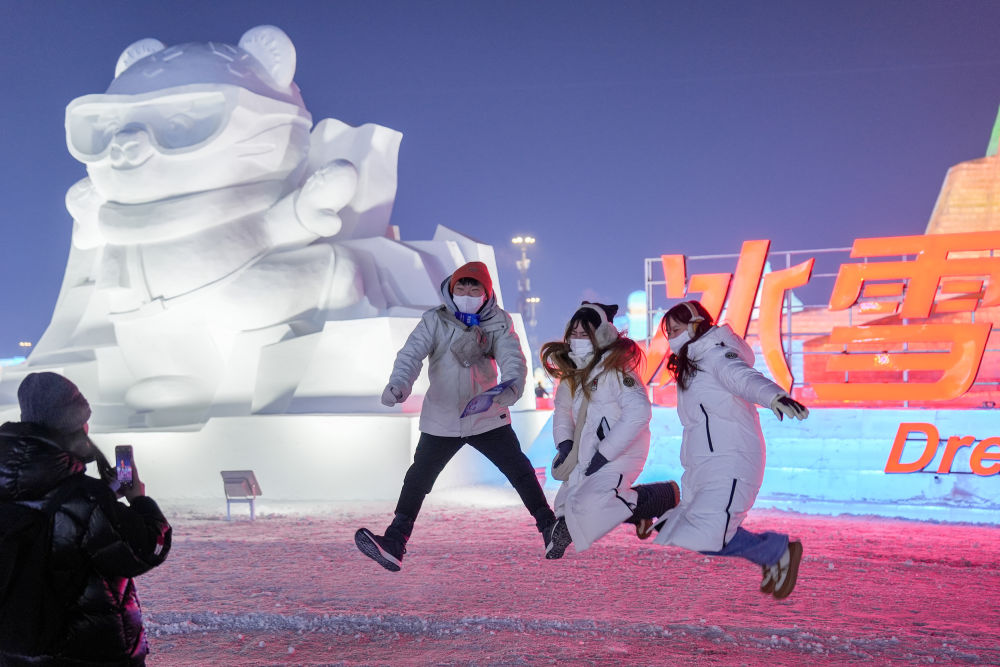 镜观·回响｜让冰天雪地成为金山银山