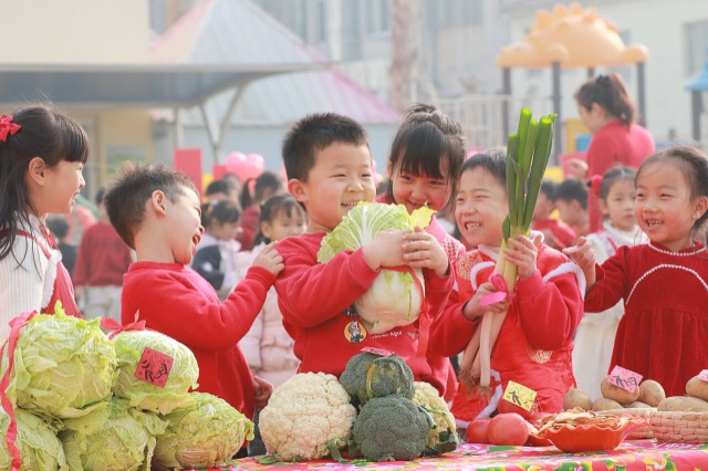 山东高密:萌娃迎新春 乐享嘉年华 山东高密:萌娃迎新春 乐享嘉年华