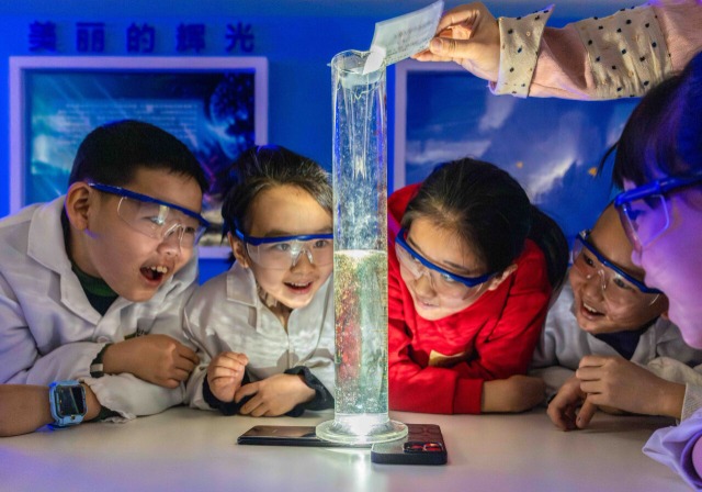 内蒙古呼和浩特：乐享科技寒假