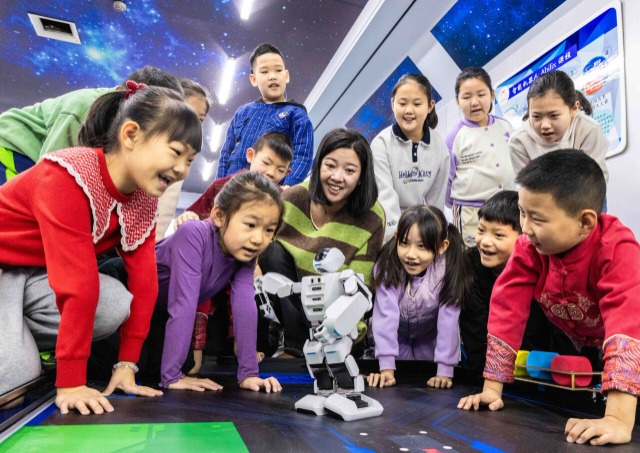 内蒙古呼和浩特:乐享科技寒假 内蒙古呼和浩特:乐享科技寒假