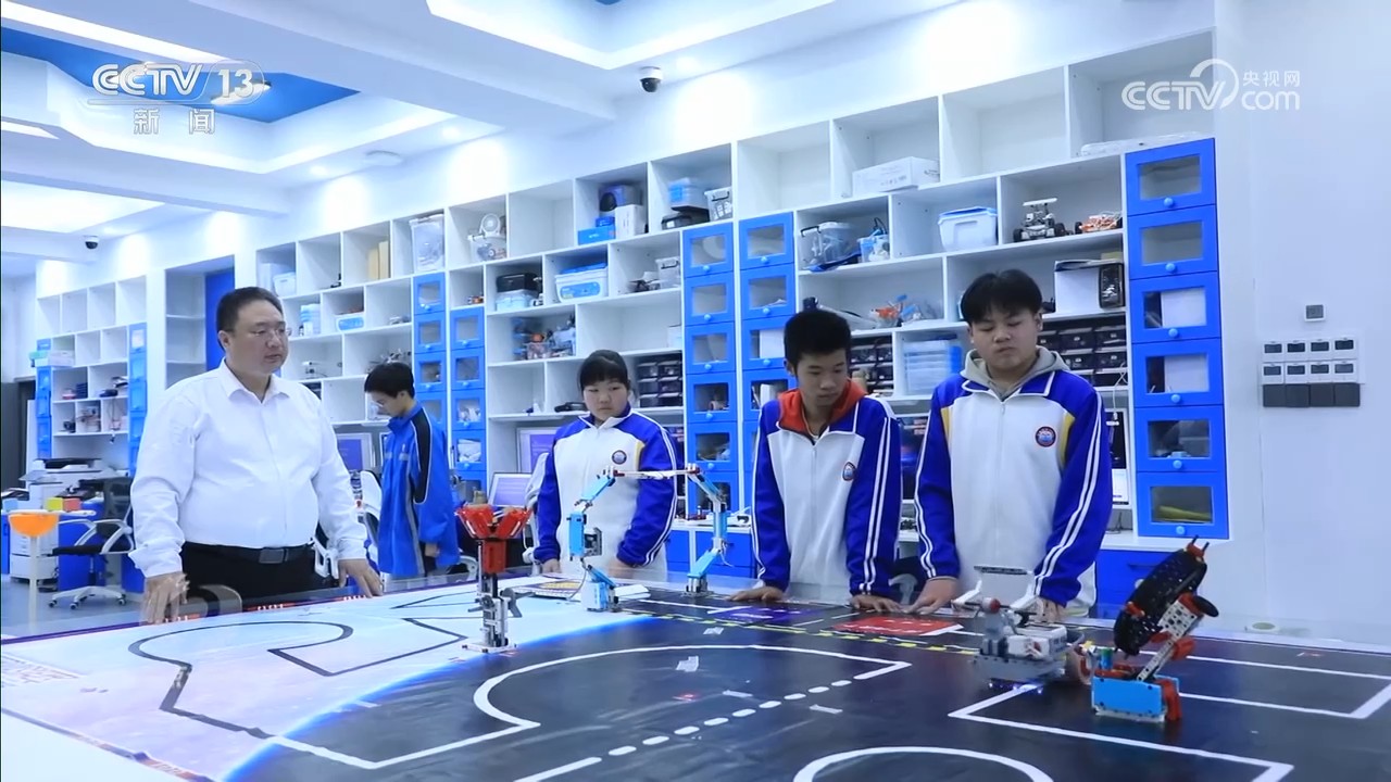 焦点访谈|加强中小学科技教育 培育科技创新后备力量