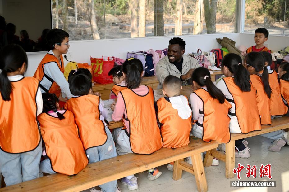 “网红”外教的中国“春节”课