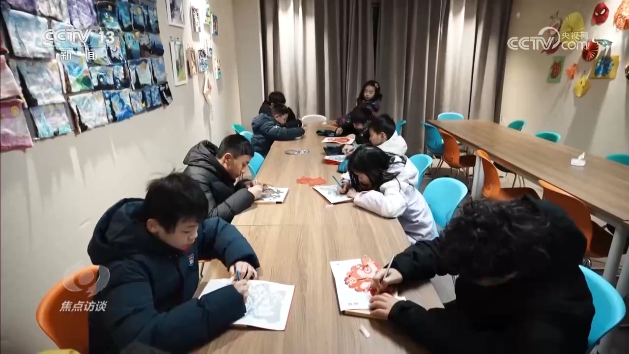 焦点访谈|“冷资源”释放“热效应”,中国冰雪经济跑出加速度