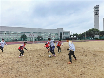 身上有汗 眼里有光