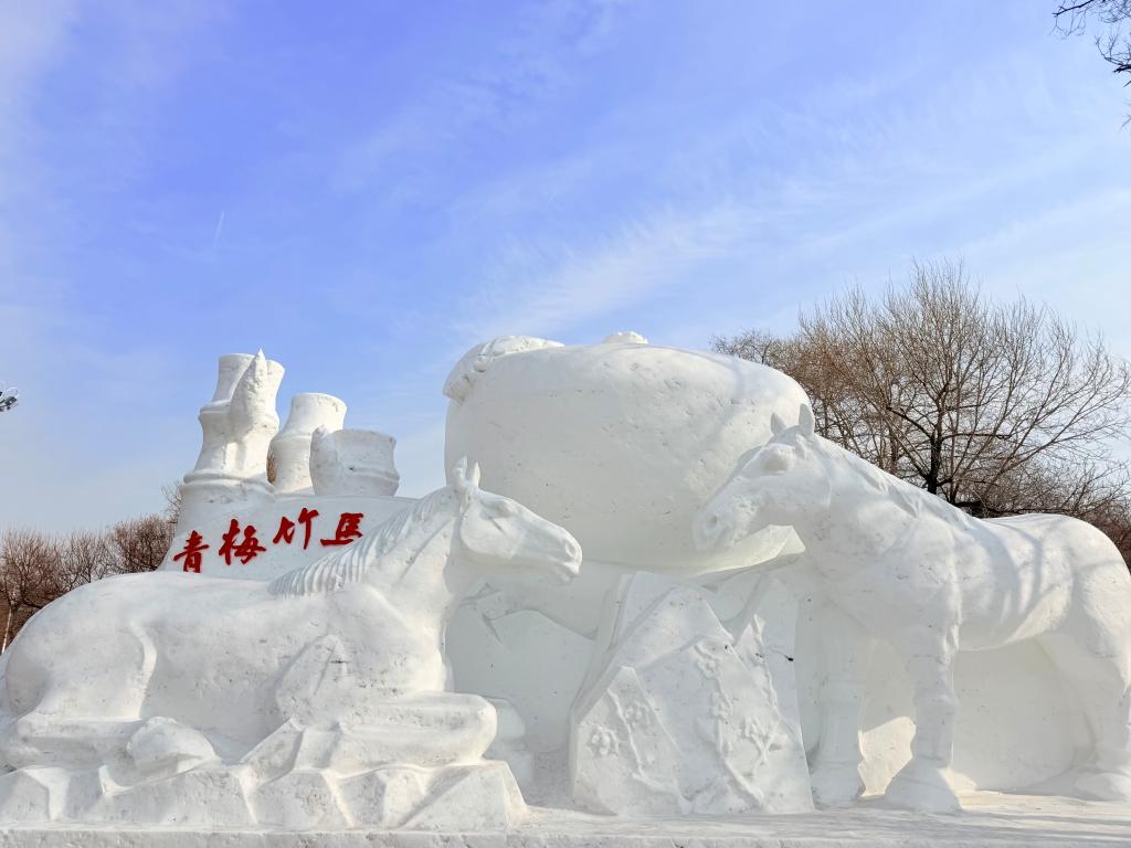 当春节遇上冬奥,“冰雪热”点燃消费新活力