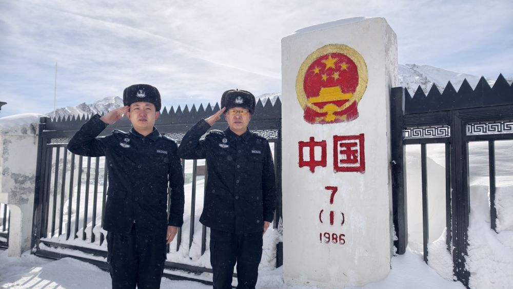 新春走基层｜从塔克拉玛干到红其拉甫，28岁小伙为国门送上“年味”