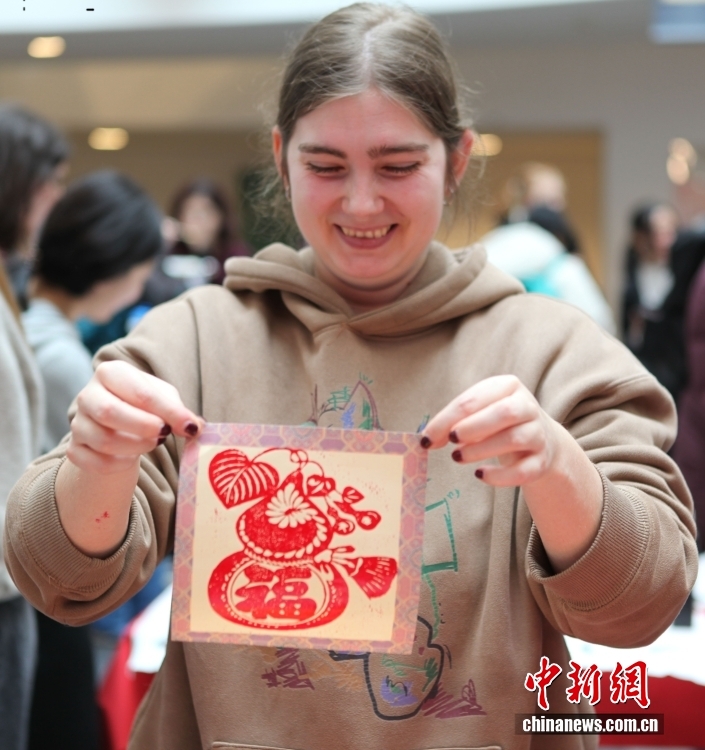 中国新春庙会走进比利时知名学府 中国新春庙会走进比利时知名学府