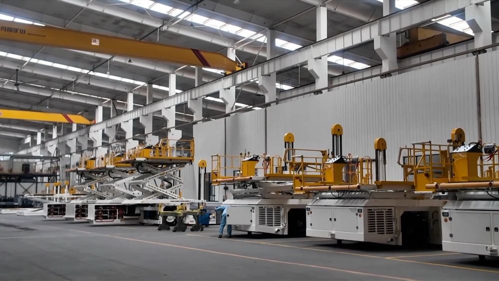 新华视点｜春潮涌动启新程 高质量发展提质提速