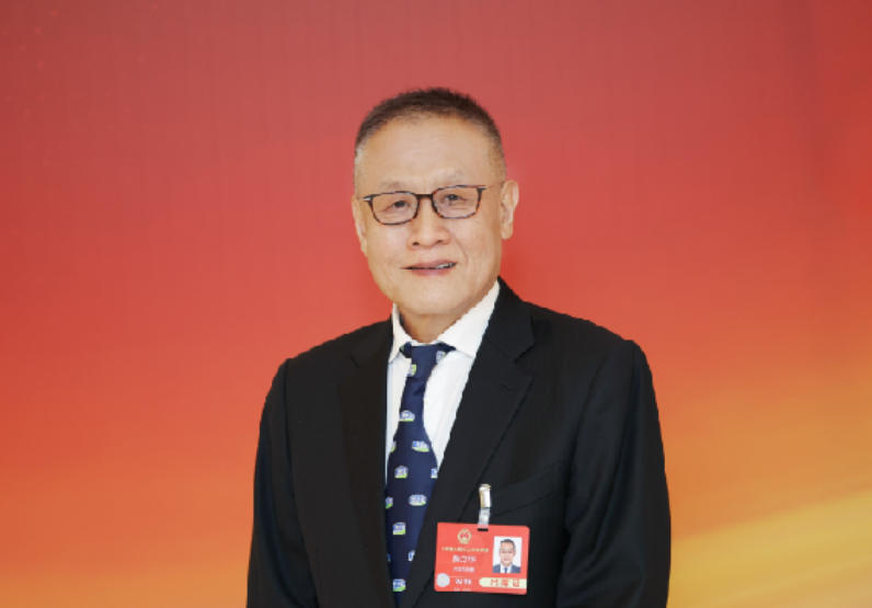 全国人大代表、君乐宝乳业集团董事长兼总裁魏立华：推动“学生奶计划”普惠供给，夯实“健康中国”根基