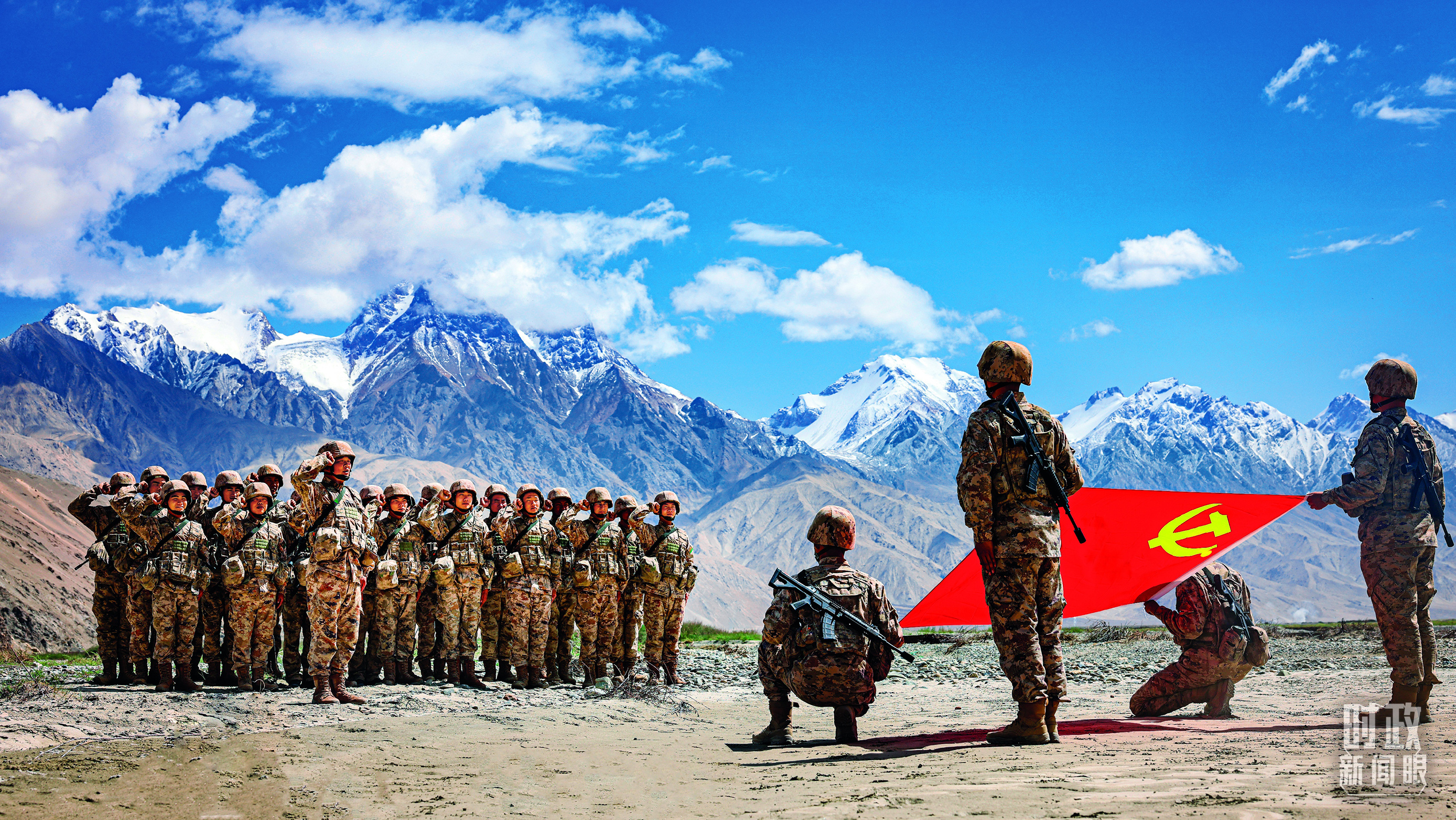 时政新闻眼丨高质量推进国防和军队现代化,习近平强调充分发挥这一特有优势