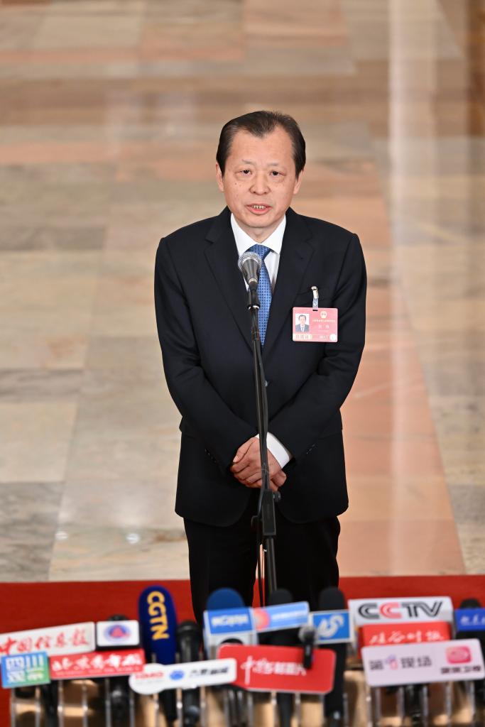 两会丨十四届全国人大四次会议第二场“部长通道”集中采访活动举行