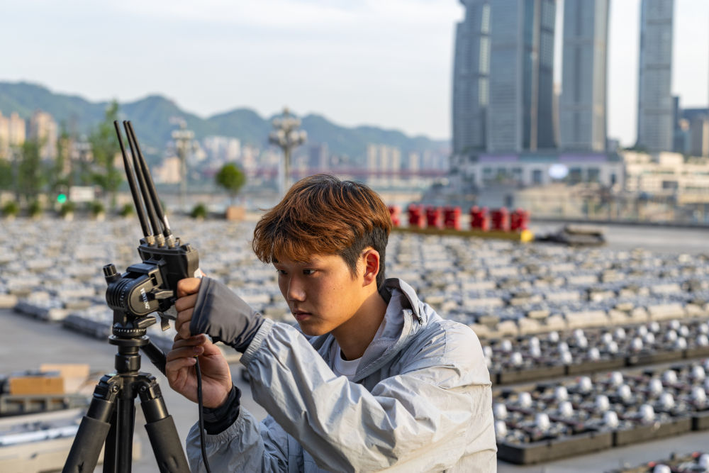 两会·影像链接|展望“十五五”:汇聚青春力量 两会·影像链接|展望“十五五”:汇聚青春力量