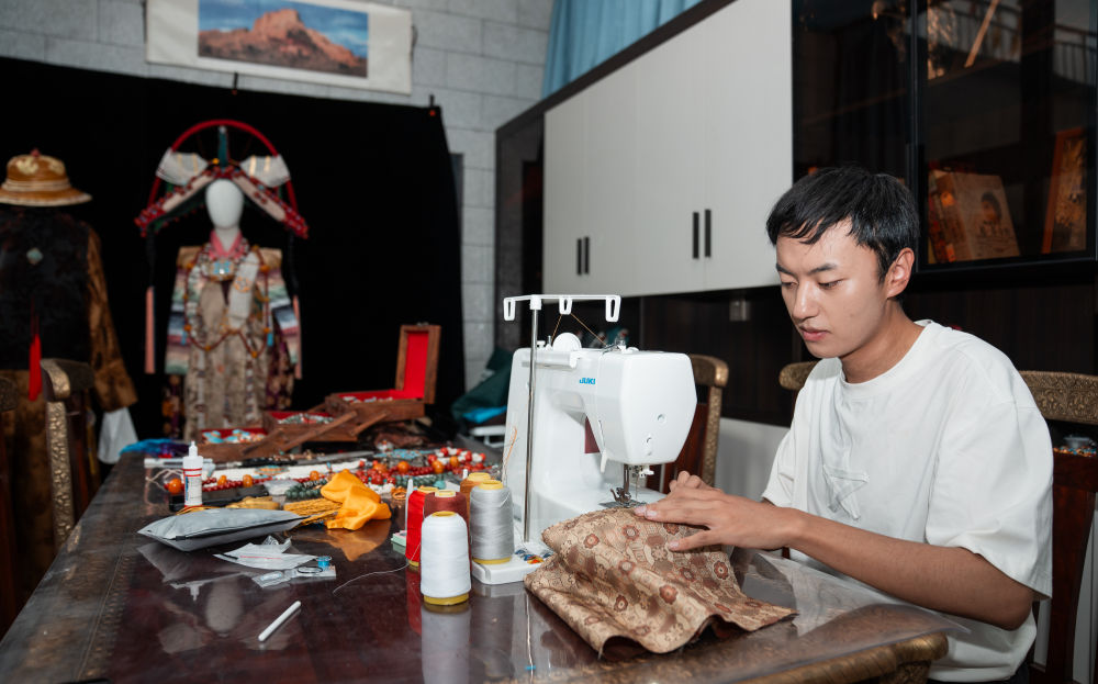 两会·影像链接|展望“十五五”:汇聚青春力量 两会·影像链接|展望“十五五”:汇聚青春力量