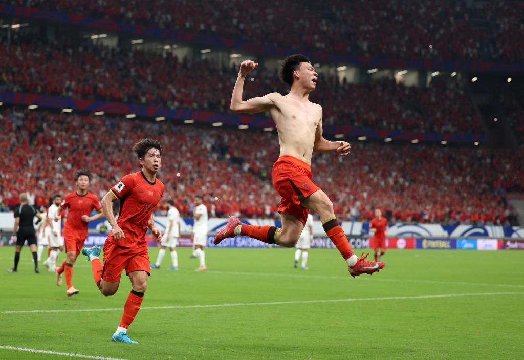 希望为国足赢得更多荣誉——专访王钰栋