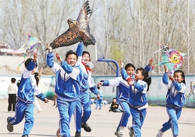 春满校园 春满校园