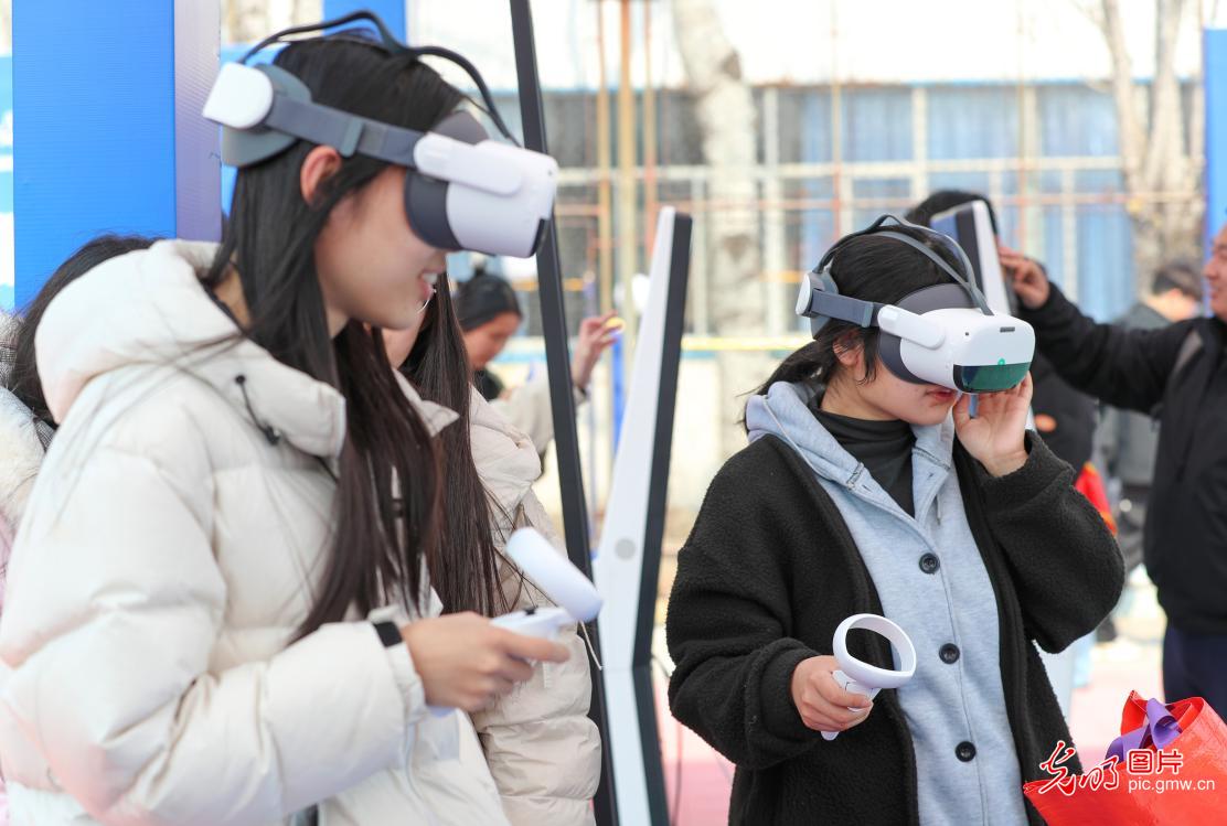 【职引未来】春招攻坚正当时 精准服务促就业 【职引未来】春招攻坚正当时 精准服务促就业