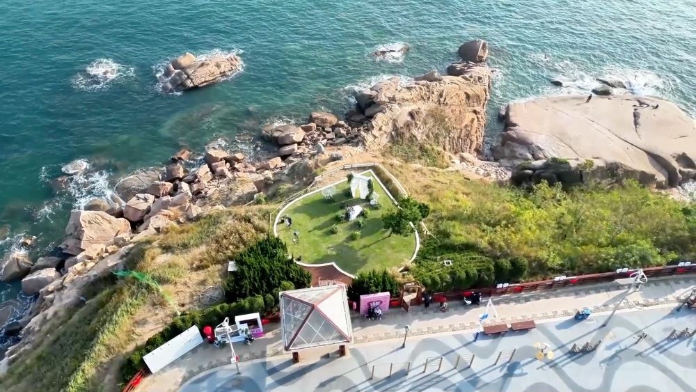 新华视点|繁花绘春景 多元促消费——解码春日经济新图景 新华视点|繁花绘春景 多元促消费——解码春日经济新图景