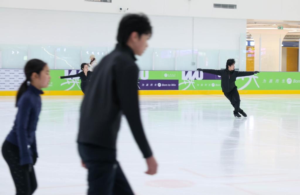 白山黑水间,冰雪经济从“一季火”走向“四季红”