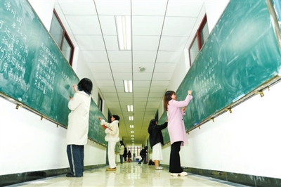 西南大学矢志办好教师教育 培养大批扎根西部的毕业生