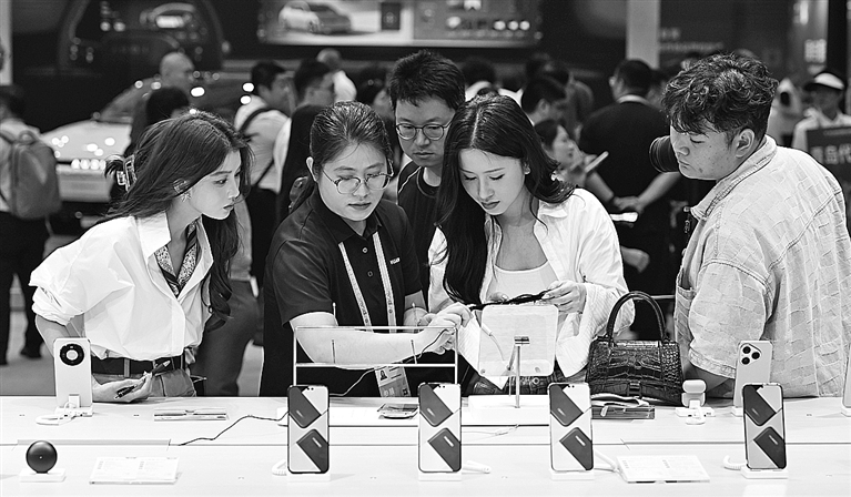 在消博会，感受中国对外开放的时代脉动