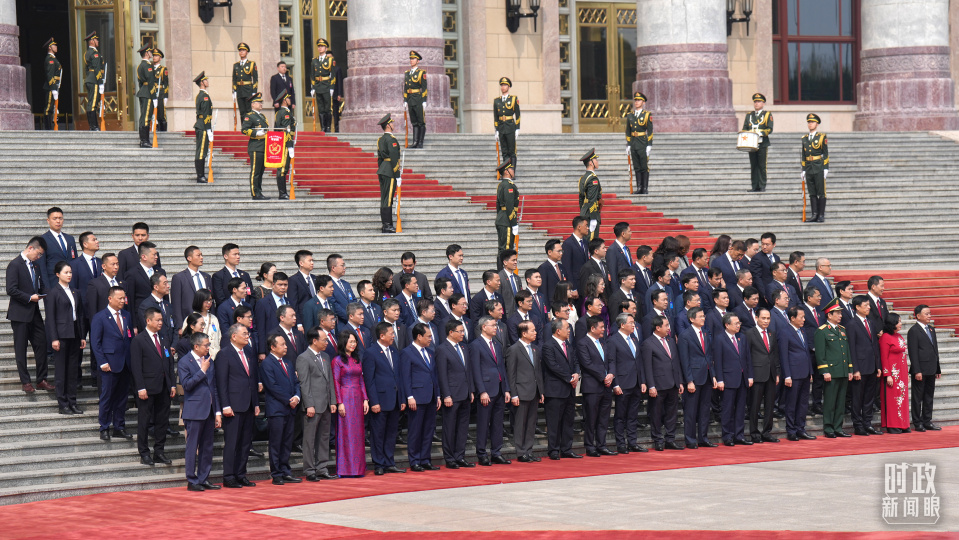 时政新闻眼丨密集会晤四国政要,习近平为何多次提到“战略定力”?