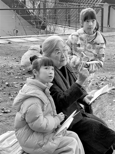 从乡村教师到安徒生奖得主 她画出了心里的“桃花源”