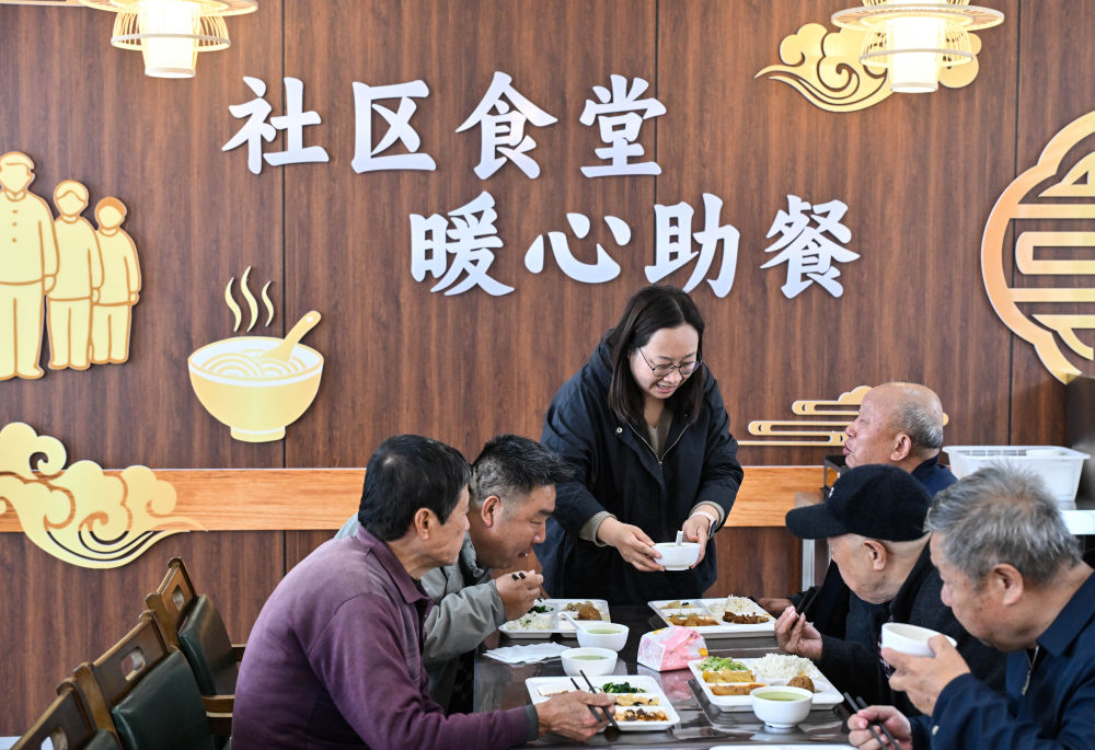 扩大内需一线观察：民生向暖 产业向新