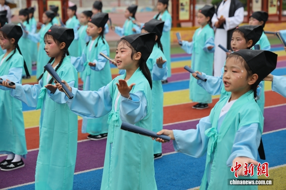山东日照：学生学习中华优秀传统文化