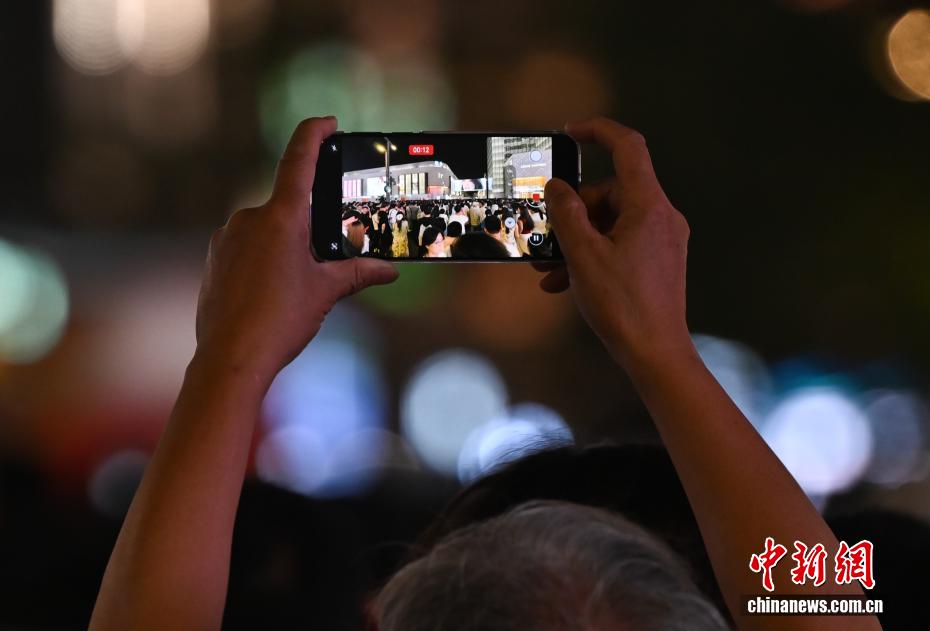 中国美院毕业展演亮相杭州西湖畔 中国美院毕业展演亮相杭州西湖畔