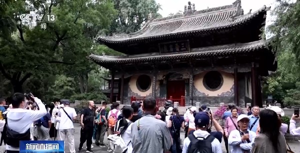 视频丨草原策马、民俗体验 各地奉上“夏日限定”文旅大餐