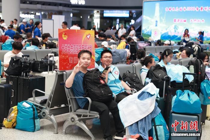2026年西部计划志愿者陆续抵达新疆