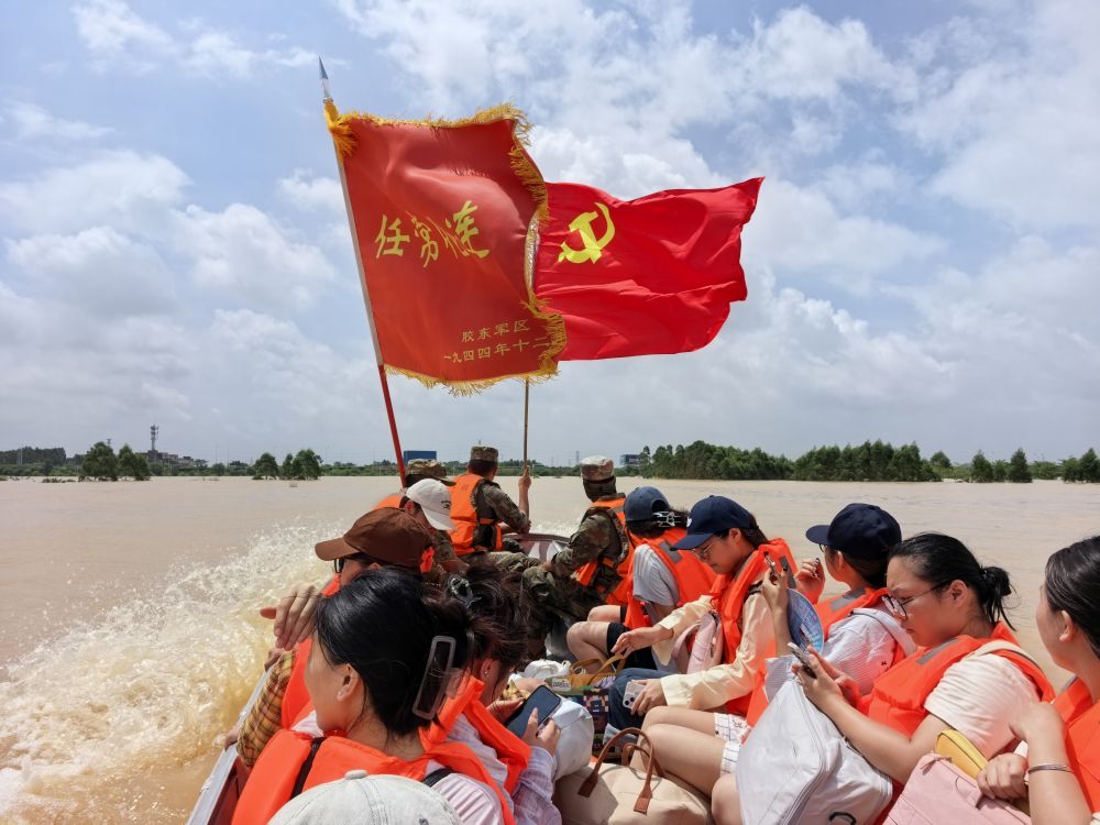 向前一步走——写在中国人民解放军建军99周年之际