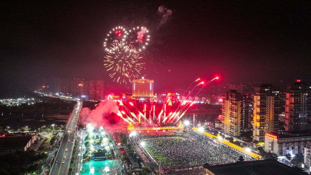 追光丨榕江“班超”全国赛凭什么吸引近百支球队?