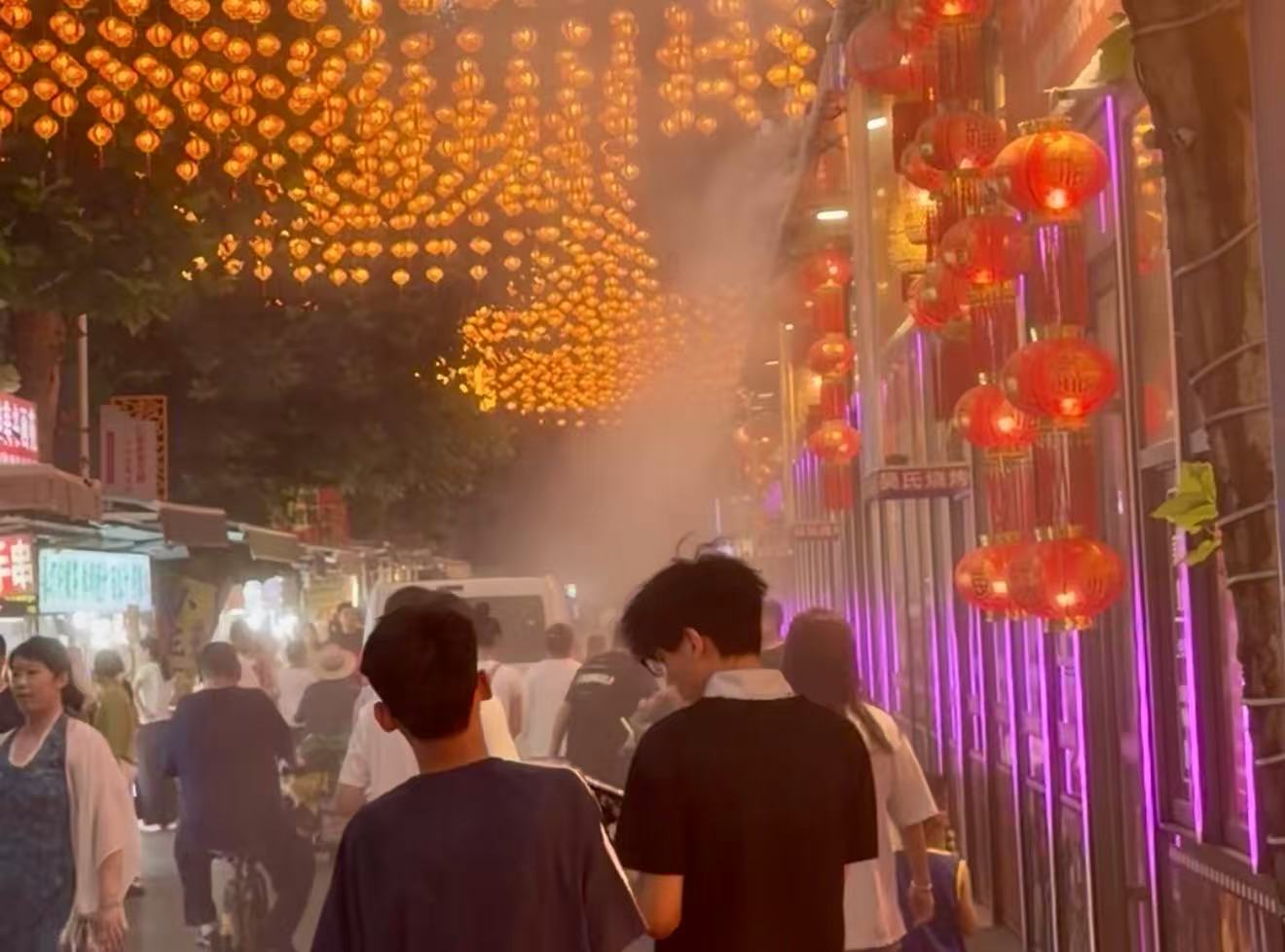 “进淄赶烤”如今你给几分?淄博烧烤:烟火气里品“淄”味丨活力中国调研行 “进淄赶烤”如今你给几分?淄博烧烤:烟火气里品“淄”味丨活力中国调研行