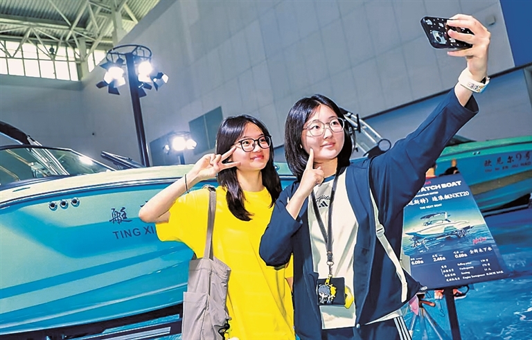 AI赋能，文旅融合打开想象空间——2026中国文化旅游产业博览会观察