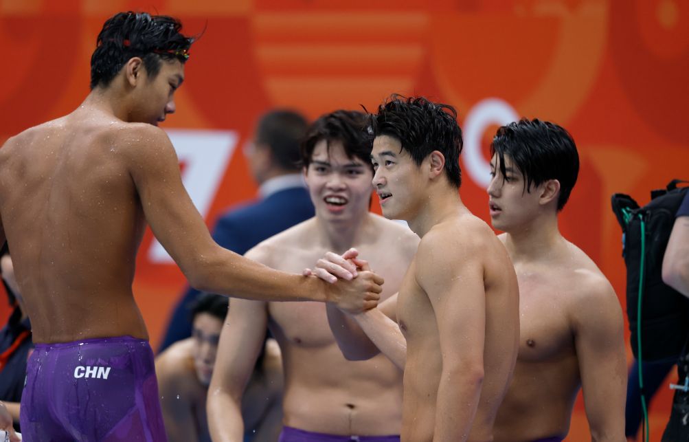 亚运会丨从“吃浪”到破浪——中国队男子4×200米自由泳接力夺金记